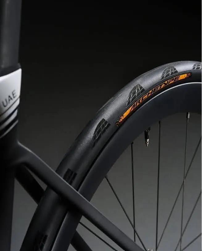 Continental Archetype – nowa opona 30 mm rodem z Tour de France 2025